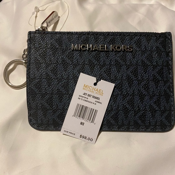 NWT. Michael Kors Coinpouch with ID - Picture 5 of 5